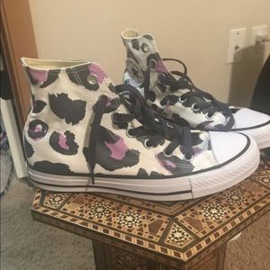 Brand new converse size 7
